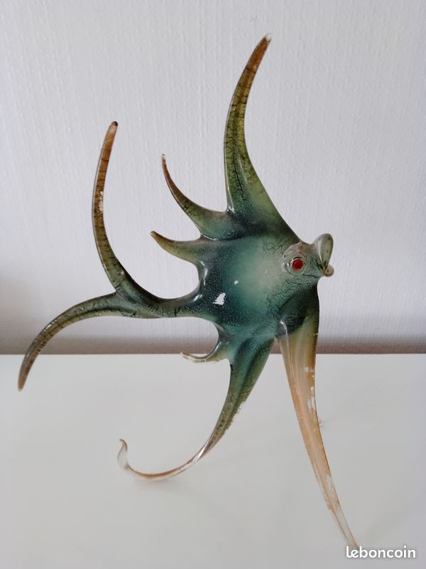Poisson en verre changeant de couleur avec la météo (image 4)