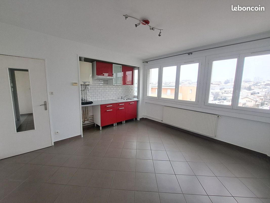 Appartement 2 pièces 32 m² · à Clermont-Ferrand · 32 m² · 550 €