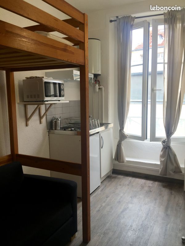 Appartement 1 pièce 12 m² · à Versailles · 12 m² · 620 €/mois