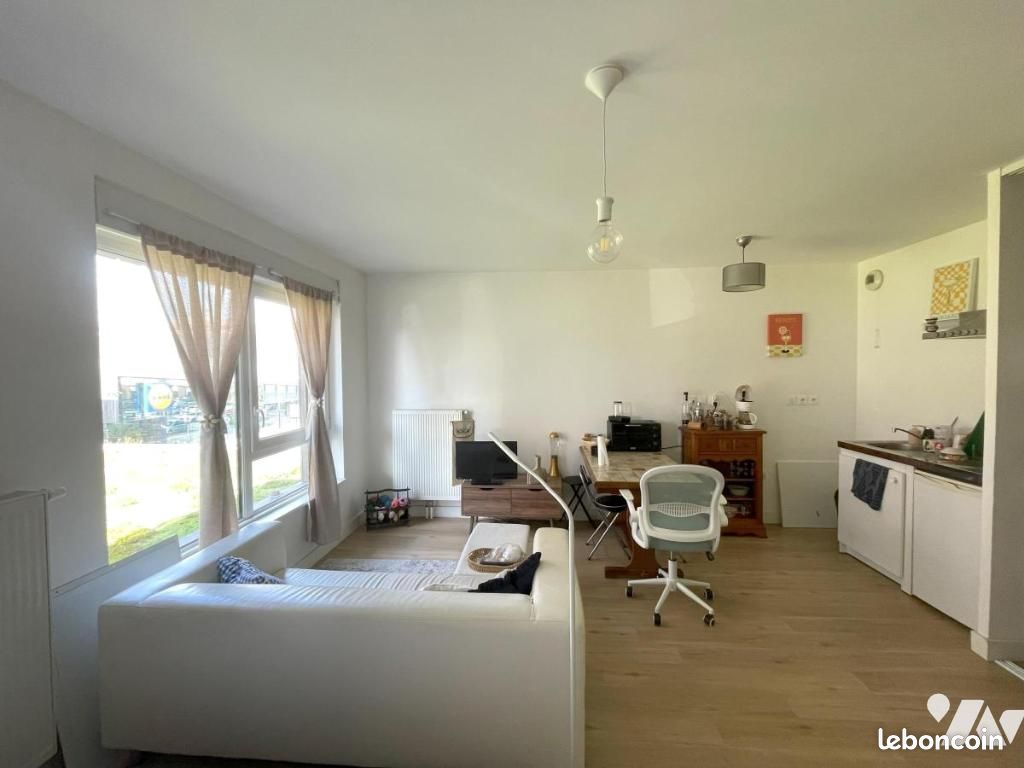 Appartement 1 pièce 36 m² · à Lys-lez-Lannoy · 36 m² · 496 €/mois
