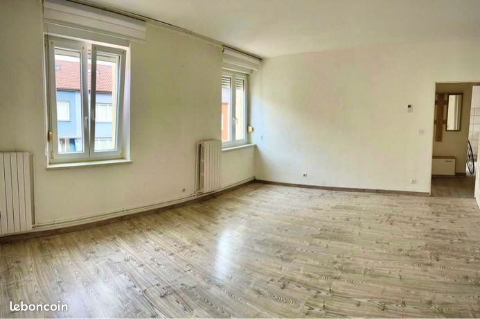 À louer - appartement F3 avec terrasse proche du Luxembourg - entièrement rénové