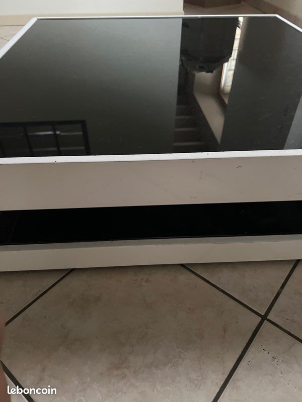 Table, basse, noire et blanche (image 9)