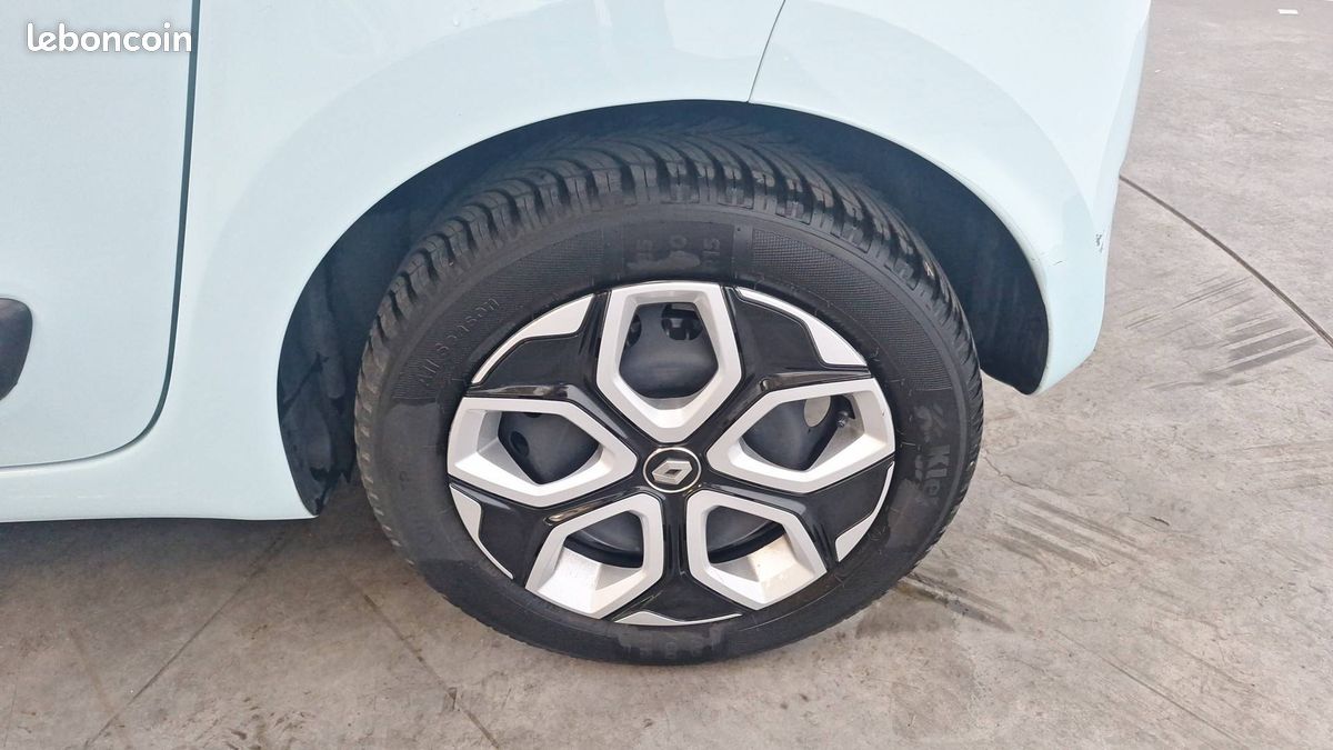 Renault twingo iii sce 65 equilibre (image 10)
