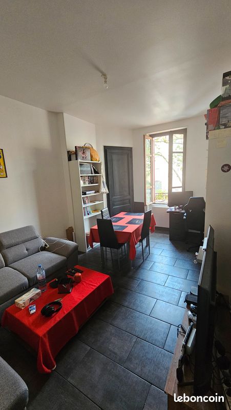 Appartement 2 pièces 47 m² · à Saint-Étienne · 47 m² · 530 €