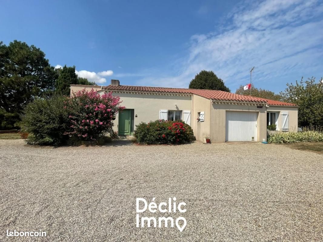 Maison 5 pièces 125 m² · à Saint-Cyr-en-Talmondais · 125 m² · 285 000 €