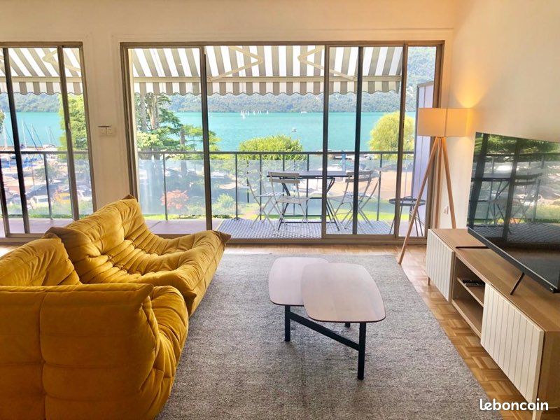 Très Calme, confort et vue exceptionnelle sur le lac. Appartement haut standi (image 1)