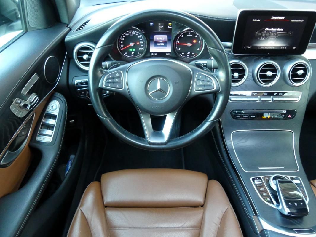 Mercedes GLC (X253) 250 D 204 CH FASCINATION 4MATIC 9G-TRONIC - Voitures