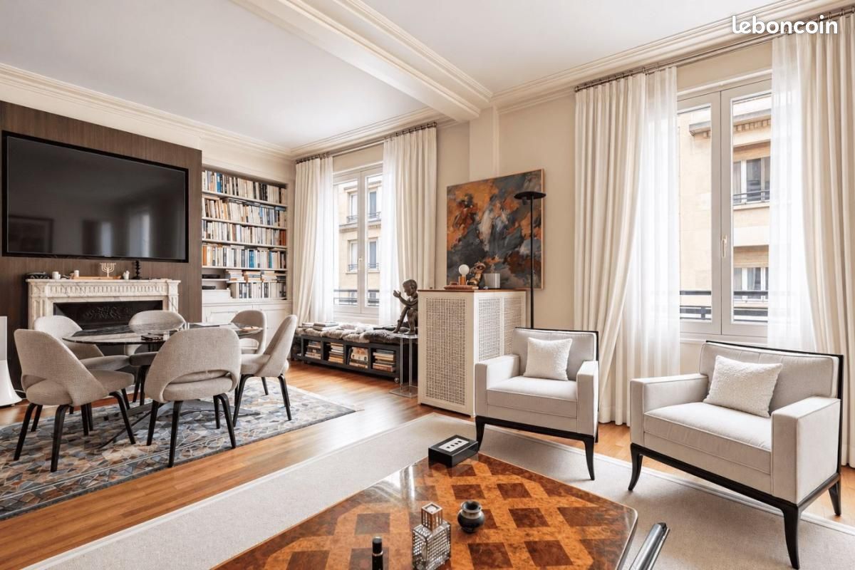 Appartement 3 pièces 77 m² · à Paris · 77 m² · 890 000 €