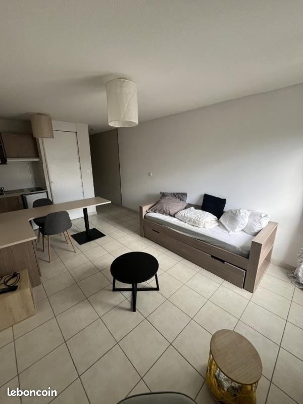 Appartement 1 pièce 23 m² · à Saint-Étienne · 23 m² · 336 €