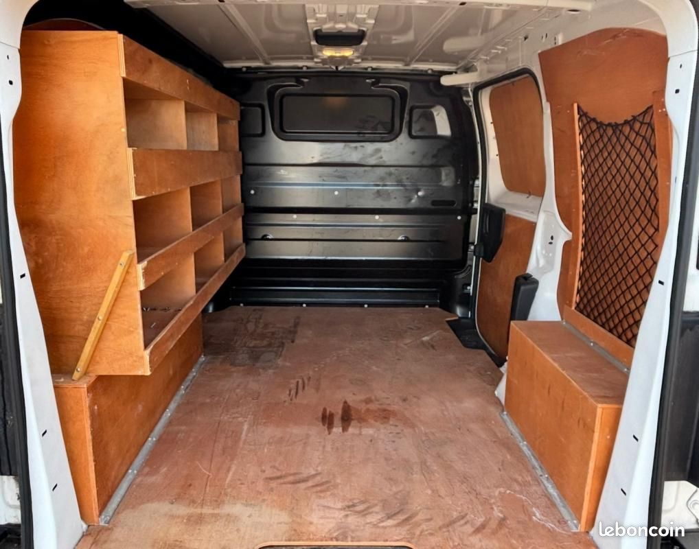 Citroën Jumpy FOURGON FGN XS BLUEHDI 145 S&S EAT8 CLUB (image 9)