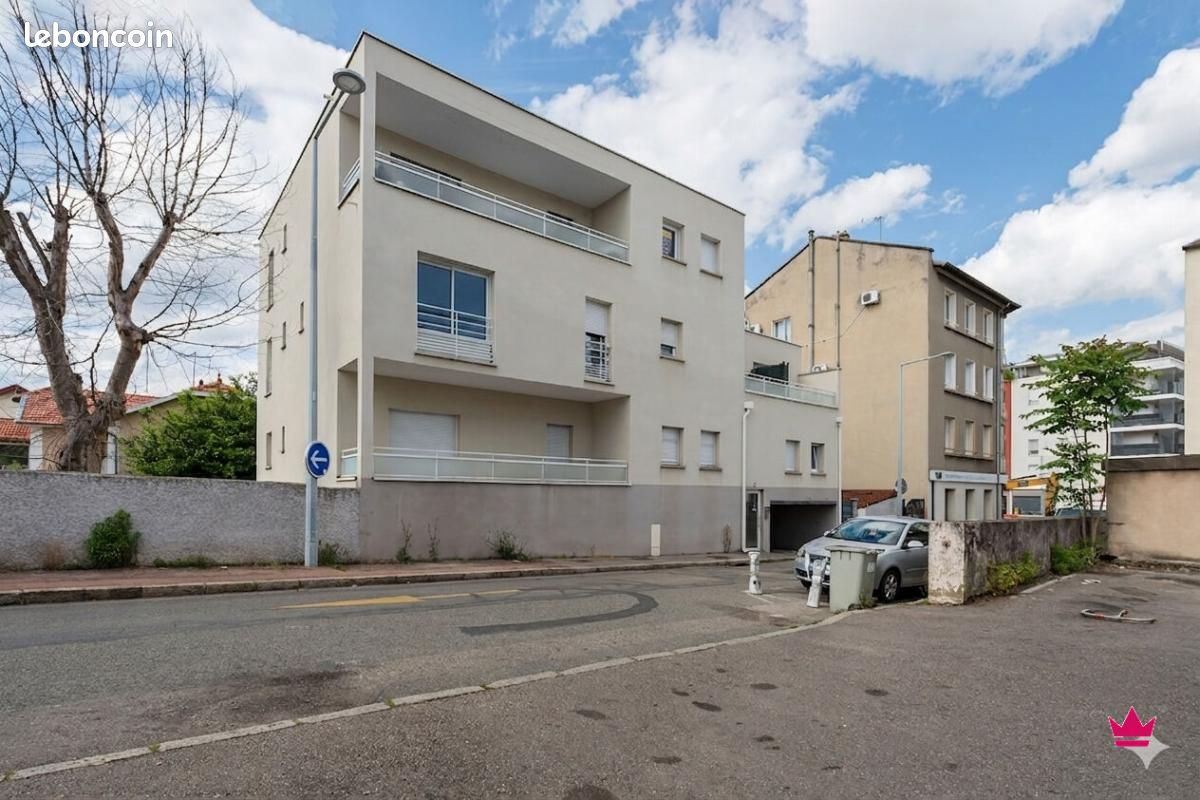 Appartement 1 pièce 16 m² · à Vénissieux · 16 m² · 550 €/mois