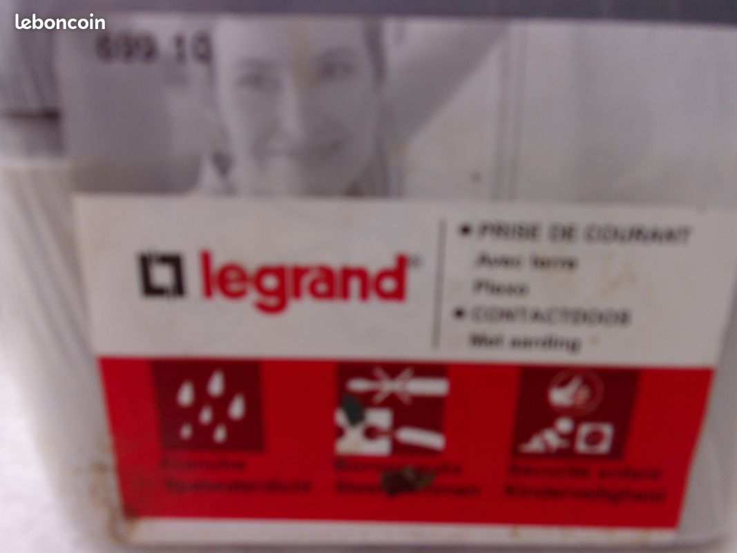 Prise de courant legrand et va et vient neuf (image 1)