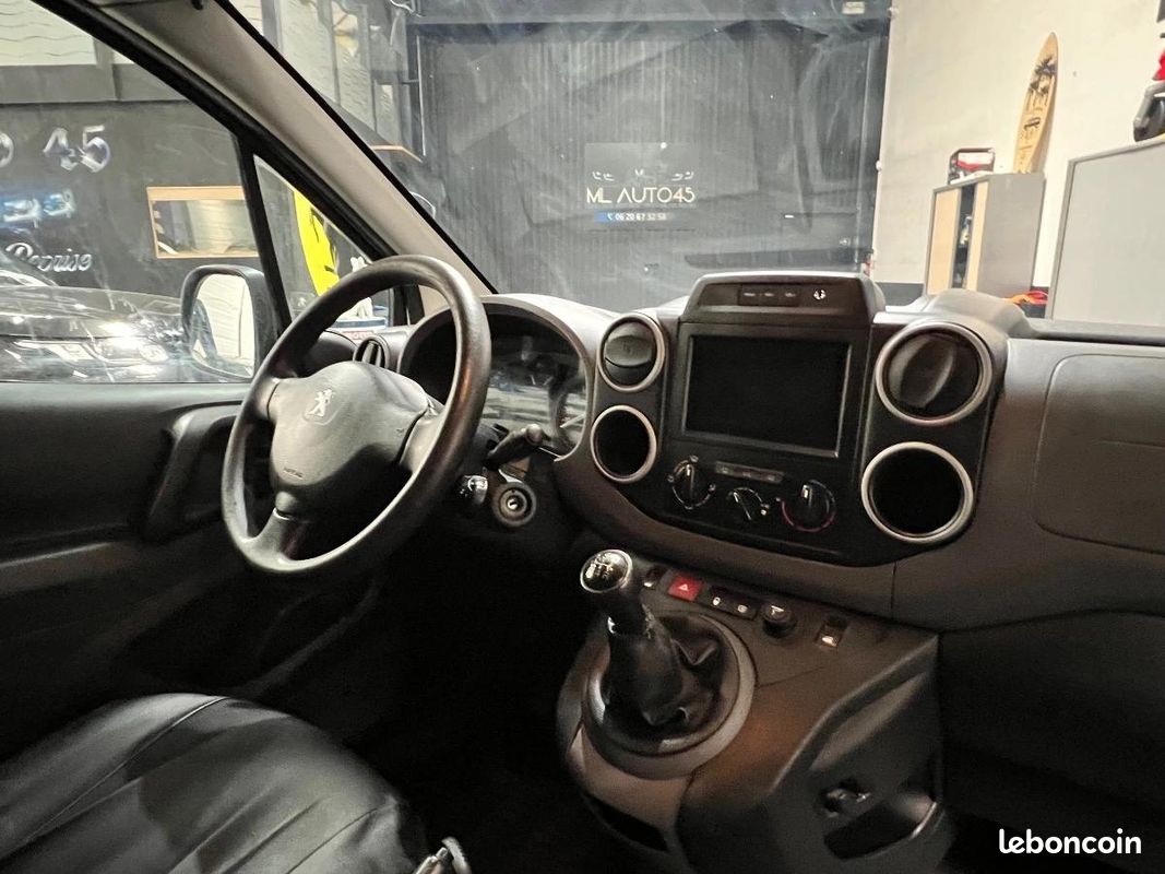 Peugeot Partner Vu 1.6 BLUE HDI 100 CV TVA RECUPERABLE 6658E (image 16)