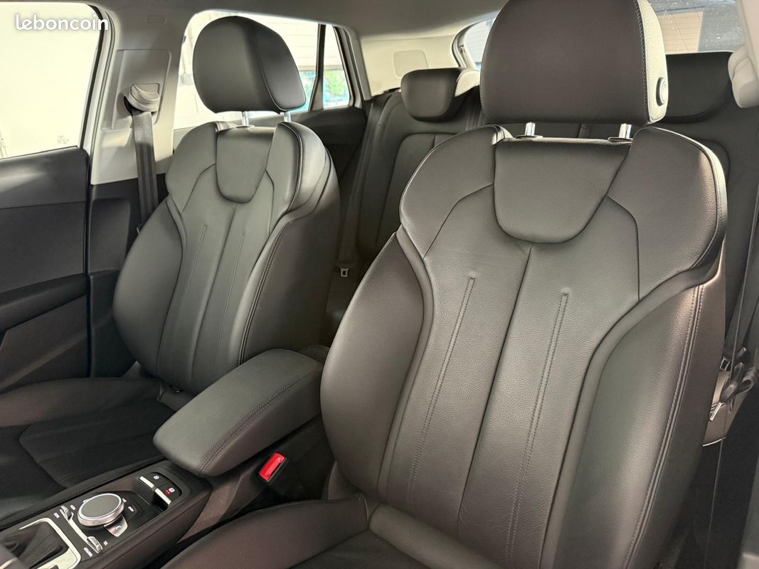 AUDI Q2 35 TFSI S line CARPLAY / CAMÉRA / ANGL. MORT ... (image 5)