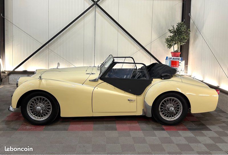 đ TRIUMPH TR3 CABRIOLET Sport â Roadster Anglais dâException âą Overdrive âą Hard-Top âą Ătat Remarquable âą VĂ©hicule de Collection (image 7)