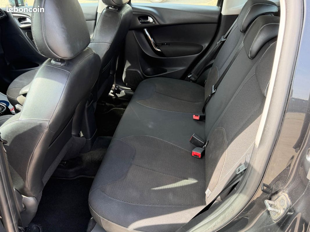 Citroën C3 II 1.6 HDi 92ch Airdream Rossignol - Clim - GPS - Révisée & Garantie 6 Mois (image 15)