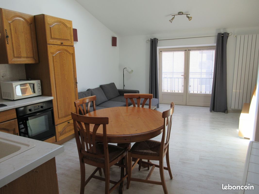 Appartement 2 pièces 45 m² · à Saint-Flour · 45 m² · 450 €/mois