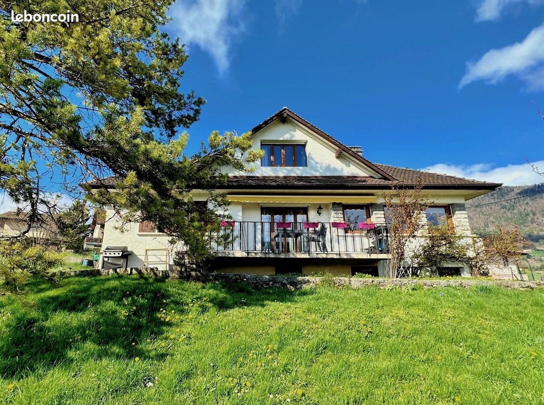 Maison 7 pièces 160 m² · à Viuz-en-Sallaz · 160 m² · 530 000 €