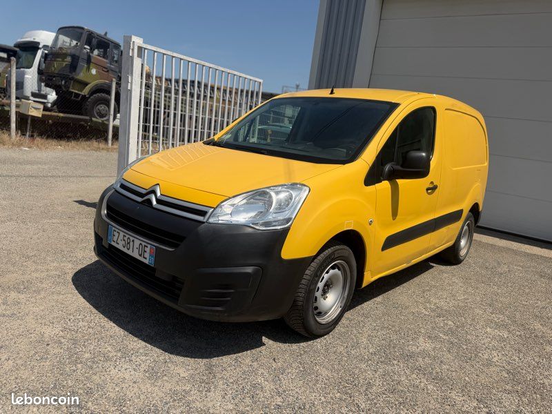 Citroën Berlingo Utilitaire 3pl 1.6 BlueHDI 75 Club TVA Récupérable (image 1)
