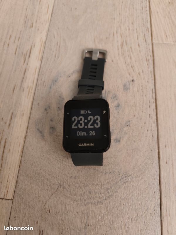 Montre connectée Garmin forerunner 30 (image 1)