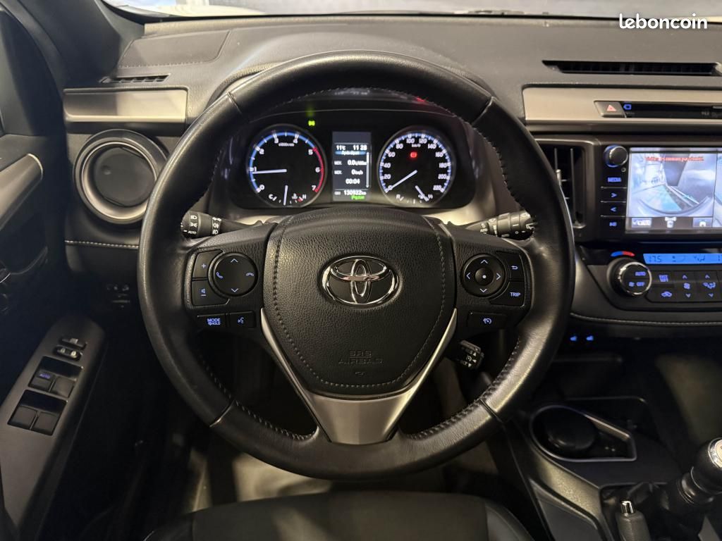 TOYOTA RAV 4 143 CH D-4D 4x2 Design Business - GARANTIE 12 MOIS (image 15)