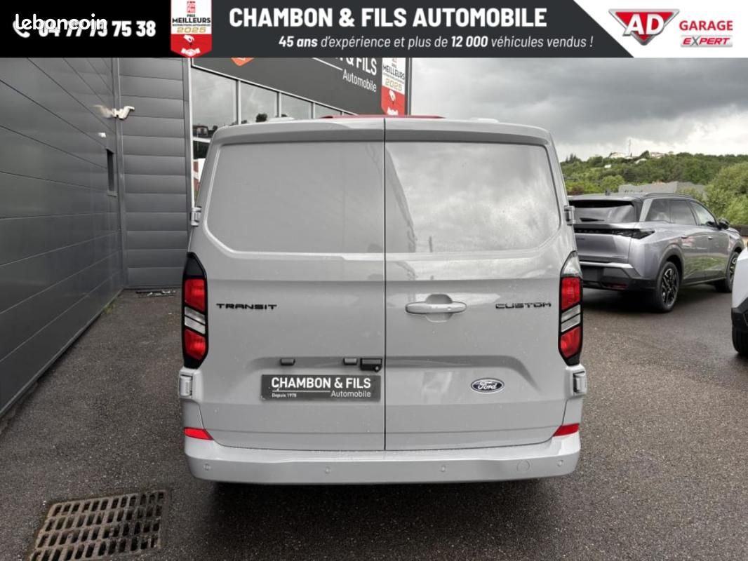 Ford Transit Custom FOURGON 320 L2H1 2.0 ECOBLUE 170 CH BVA8 LIMITED Prix: 35825 HT (image 5)