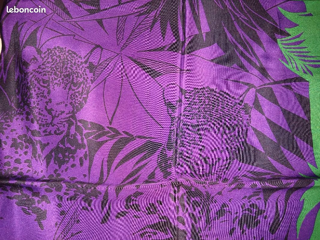 Foulard carré Revillon soie (image 5)
