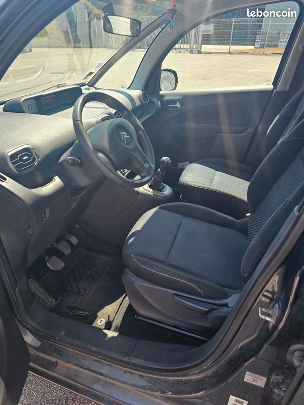 Citroën c3 Picasso faible kilométrage (image 4)
