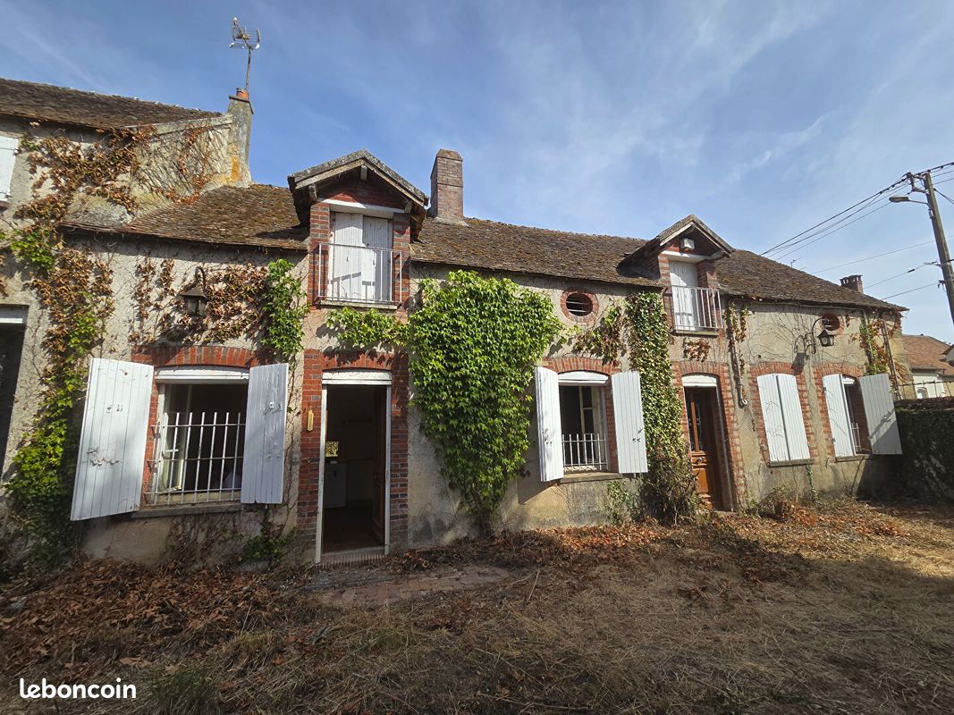 Maison 8 pièces 171 m² · à Thénisy · 171 m² · 209 000 €