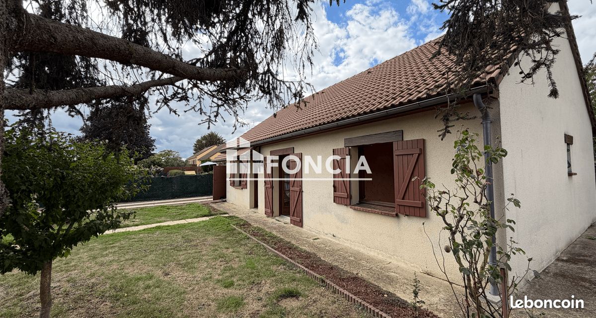 Maison 4 pièces 80 m² · à Saint-Aubin-de-Locquenay · 80 m² · 160 000 €