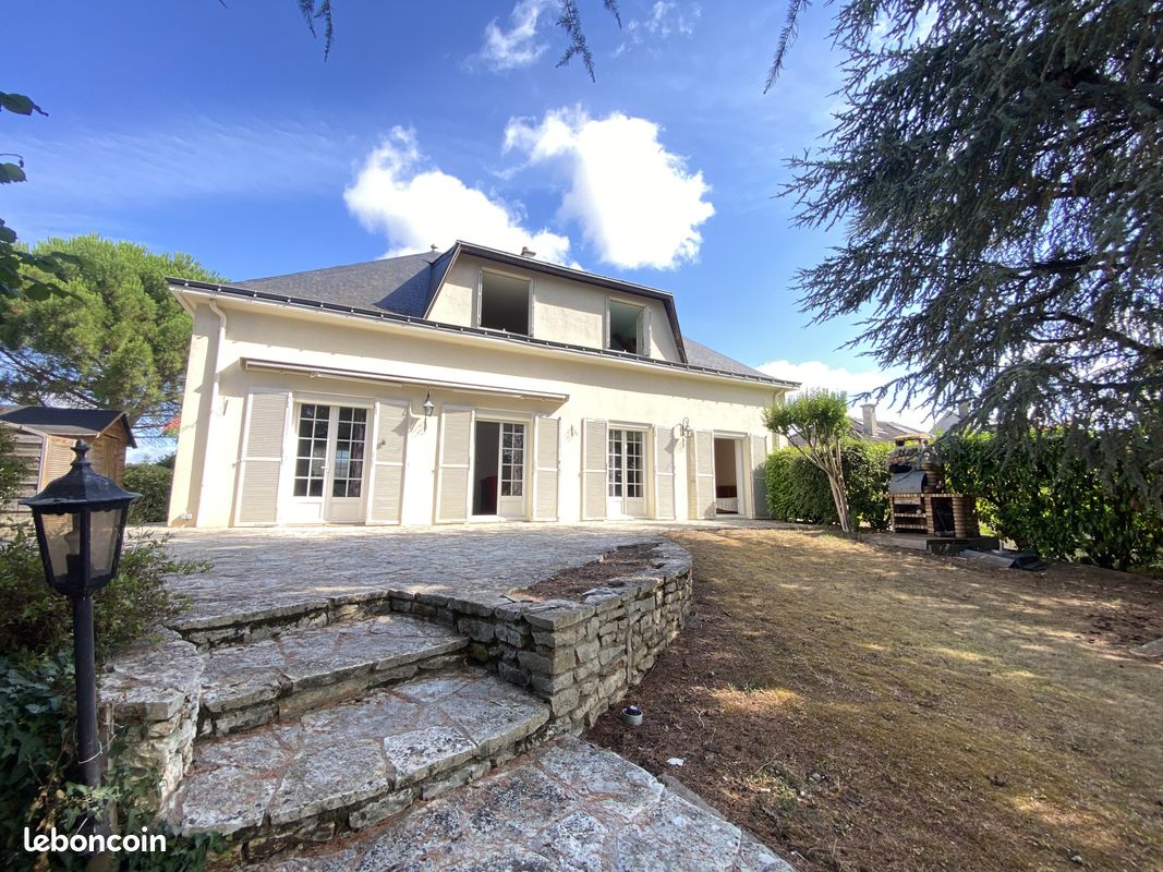 Maison 8 pièces 165 m² · à Chouzé-sur-Loire · 165 m² · 283 500 €