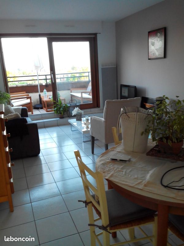 Appartement 3 pièces 45 m² · à Saint-Maurice · 45 m² · 480 €