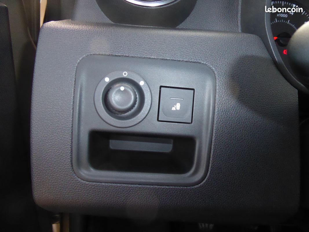 Dacia duster ii 1.5 dci 115 blue prestige 4x2 (image 14)