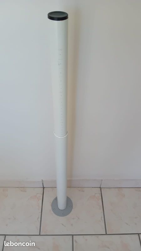 Pied réglable (image 4)