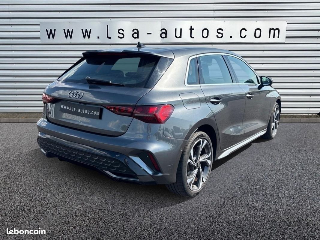 AUDI A3 SPORTBACK 40 TFSI e 204 S-Tronic 6 S-line (image 3)