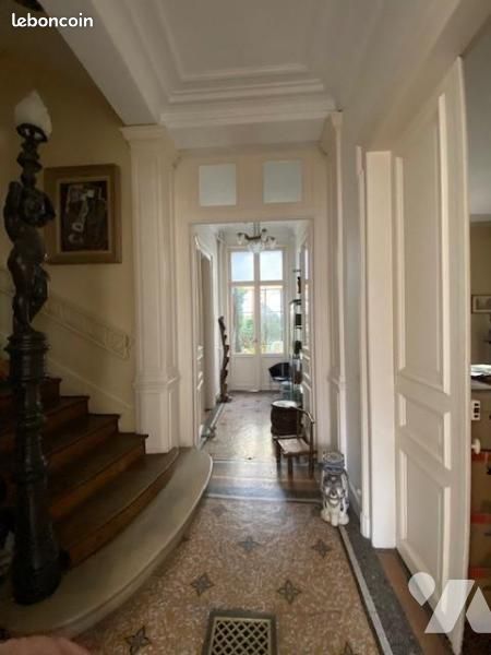 Maison 12 pièces 283 m² · à Reims · 283 m² · 1 240 000 €