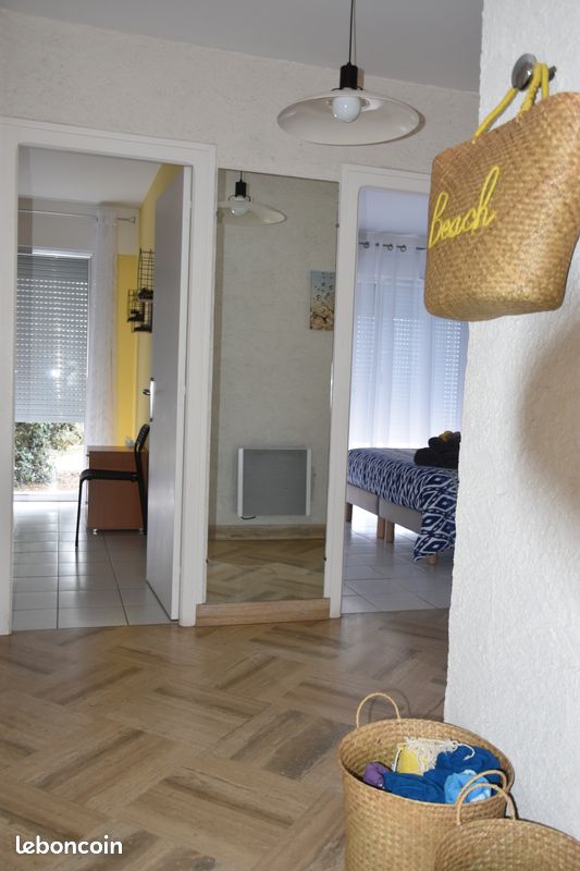VILLA LES SANTOLINES - PARC CLEMENCEAU- 2 min de la plage- sous les pins - 6/8 pers - 3 chambres (image 15)