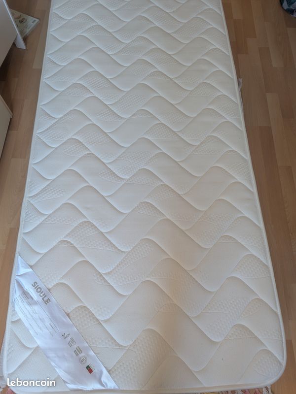 Matelas sans tâche (image 1)
