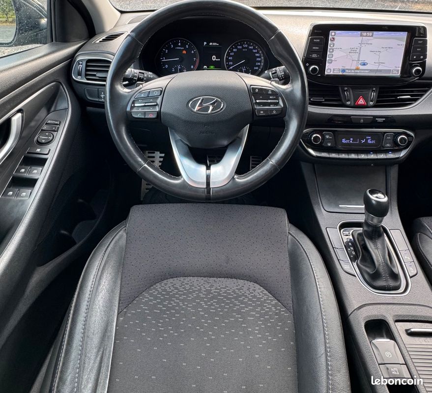 HYUNDAI I30 FASTBACK 1.4 T-GDI 140Ch CREATIVE - SUIVI CONSTRUCTEUR - ATTELAGE - CARPLAY (image 5)