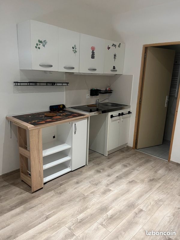 Appartement 1 pièce 20 m² · à La Crau · 20 m² · 515 €/mois