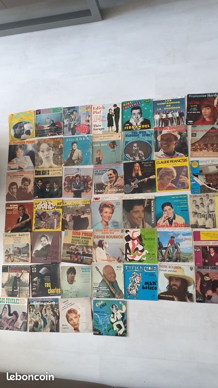 Lot 46 disques vinyle 45t années 70/80 époque Yéyé (image 2)