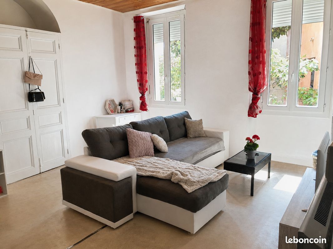 Appartement 1 pièce 33 m² · à Draguignan · 33 m² · 550 €