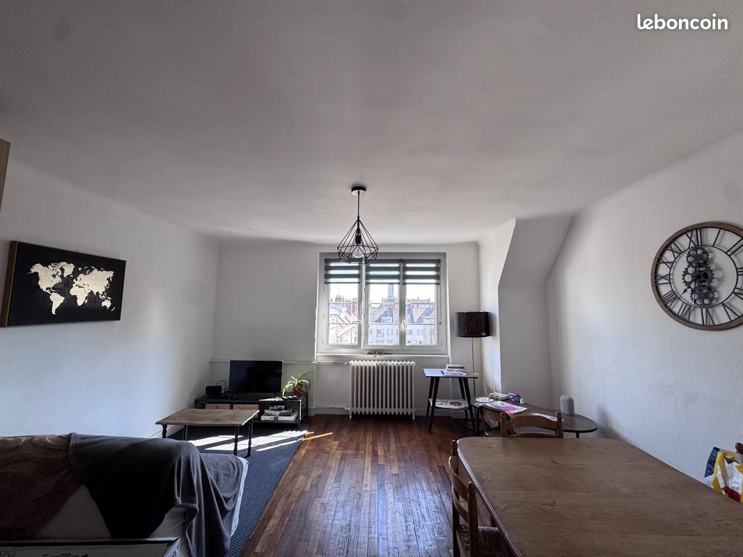 Appartement 4 pièces 80 m² · à Calais · 80 m² · 830 €/mois