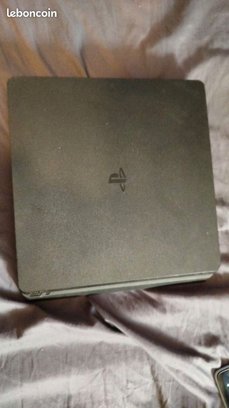 Je vend ma PlayStation 4 (image 1)