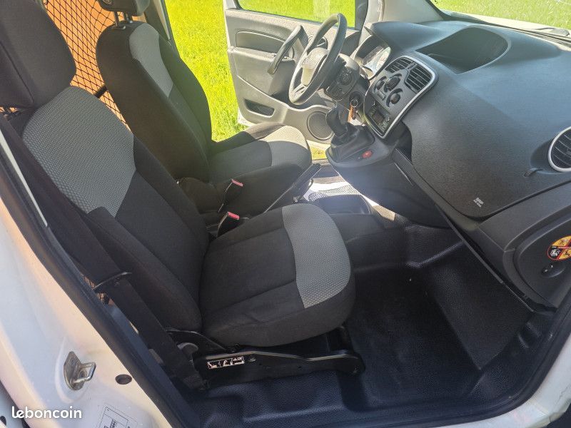 Renault KANGOO II EXPRESS 1.5 DCI 75CH ENERGY CONFORT EURO6 - 7400 EUROS HT (image 6)