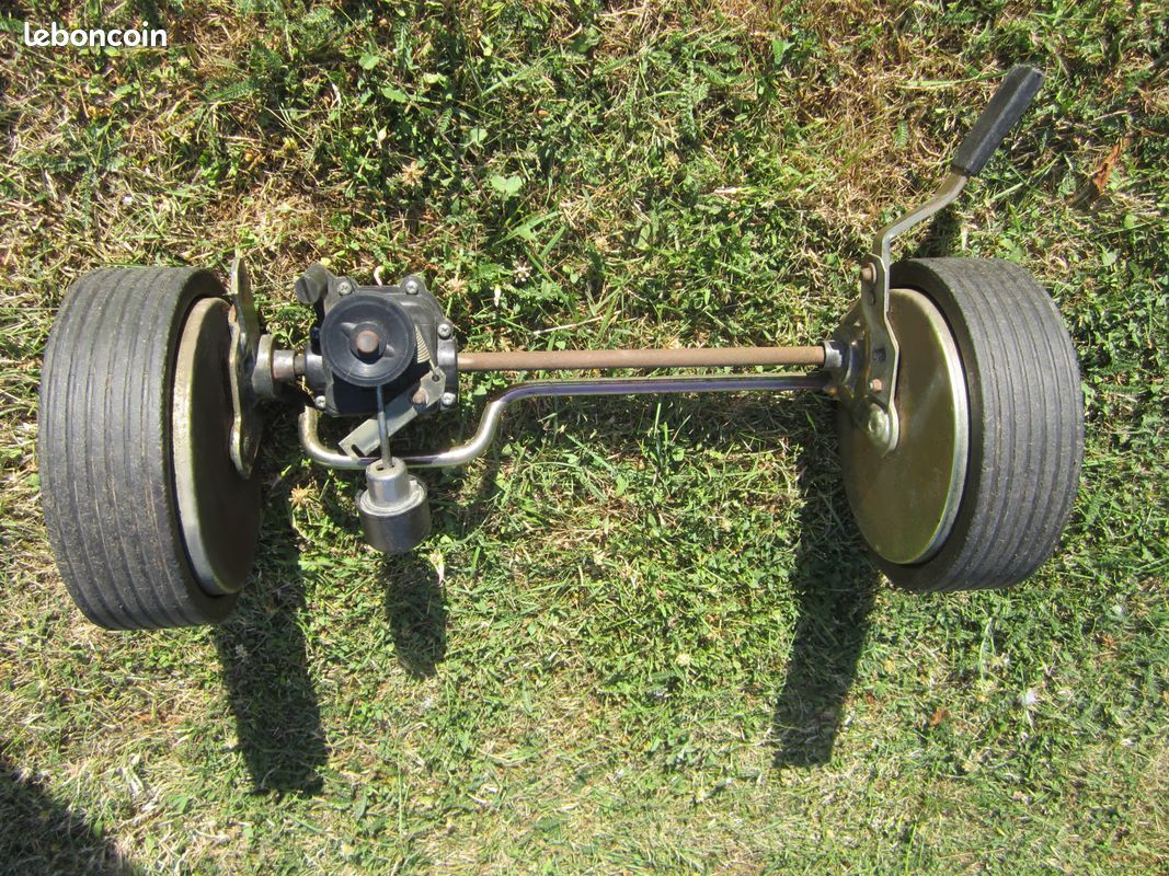 Boitier de traction pour Tondeuse a gazon thermique .. (image 1)