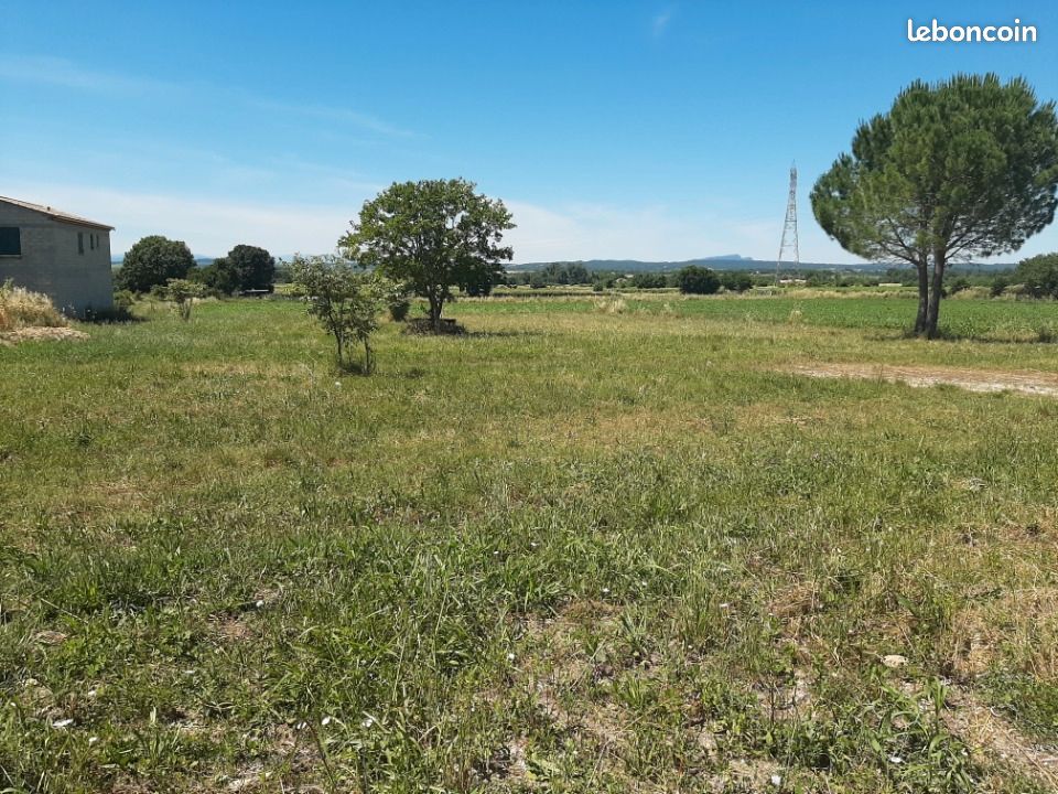 Terrain 500 m² Sainte Anastasie · à Sainte-Anastasie · 109 000 €