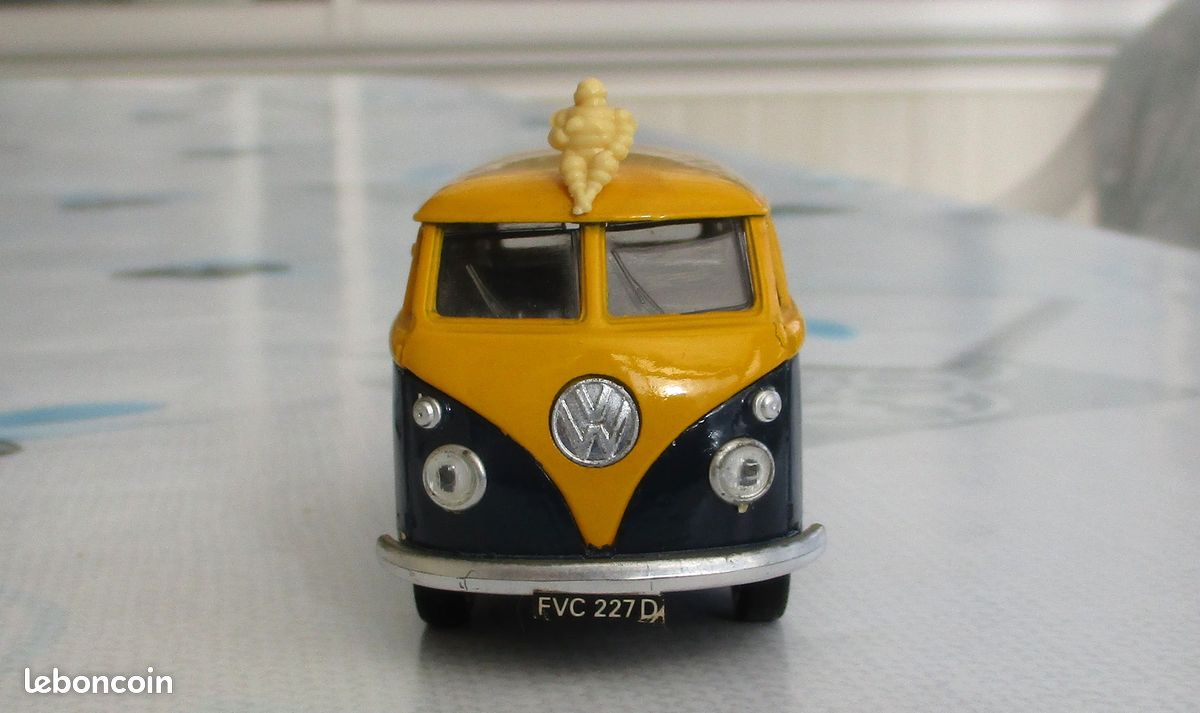 Corgi - 1:43 - Solido VW Combi 1966 et Corgi VW Combi Type - Catawiki