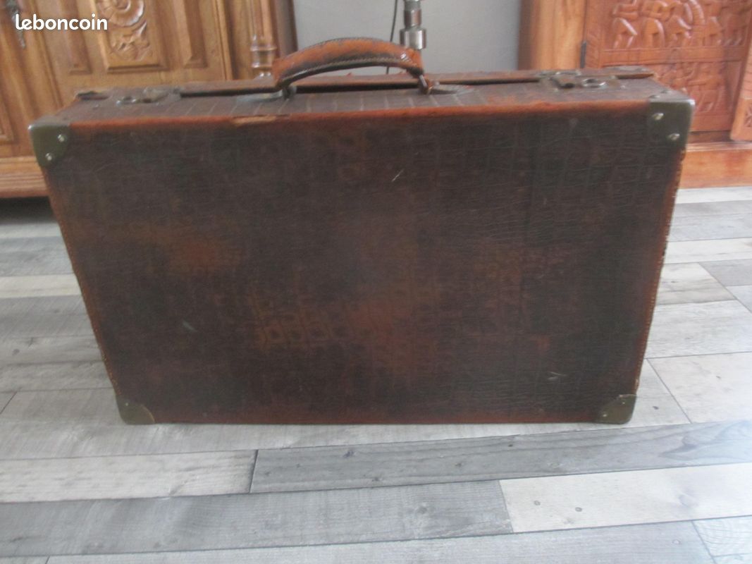 Ancienne valise en cuir effet crocodile (image 9)