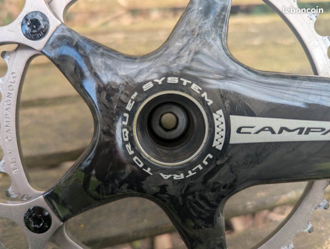 Pédalier carbone forgé Campagnolo Chorus 172.5 - Équipements vélos